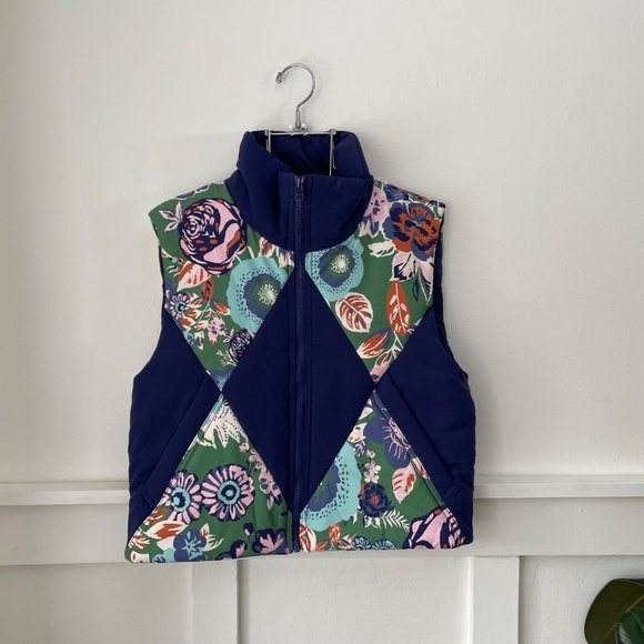 NWT Daily Pratice by Anthropologie Quilted Puffer vest size small - Picture 7 of 11